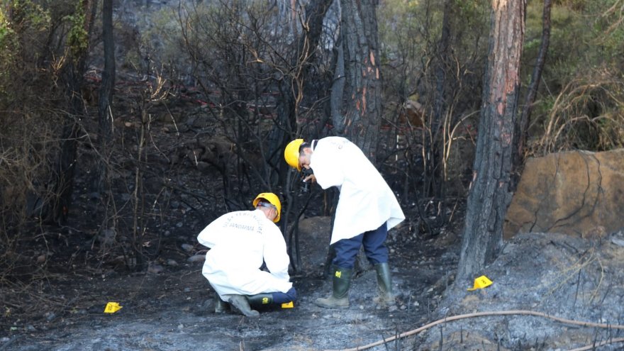 Yangının başladığı yerde inceleme çalışması yürütüldü