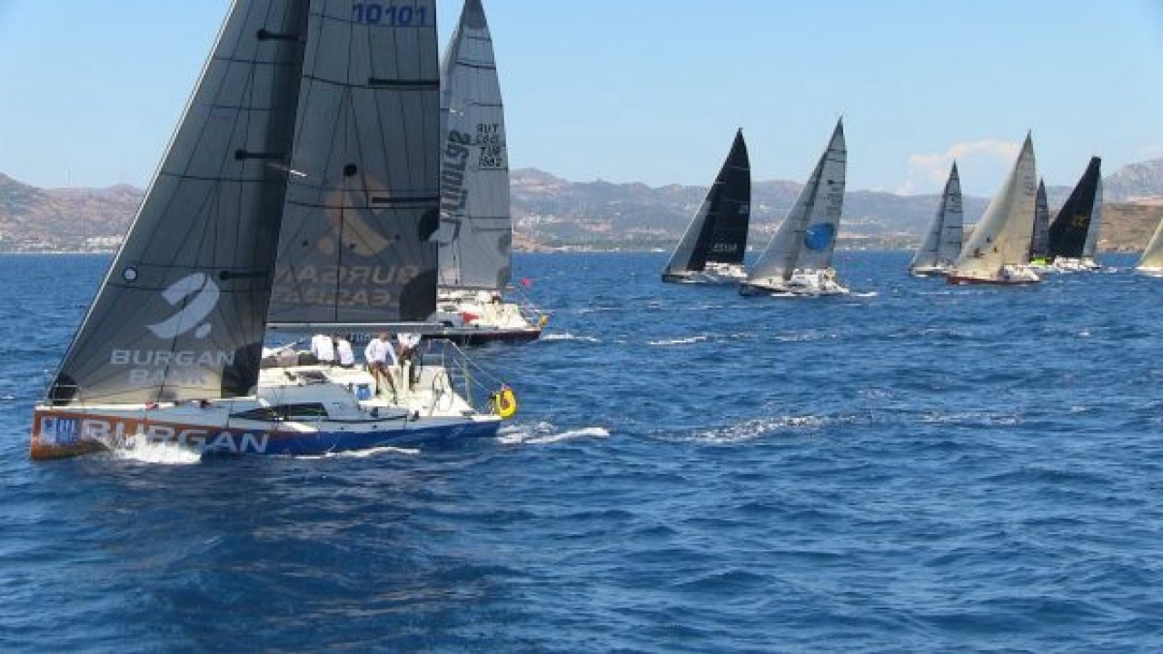 Yelkenciler kıyasıya mücadele etti