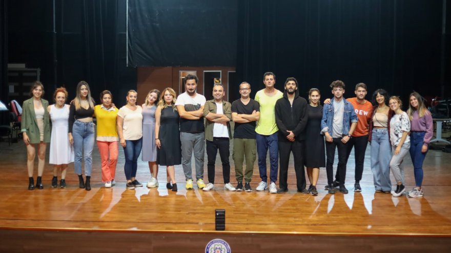 3. SAYFA MÜZİKAL DRAM OYUNU İZLEYİCİYLE BULUŞMAYA HAZIR