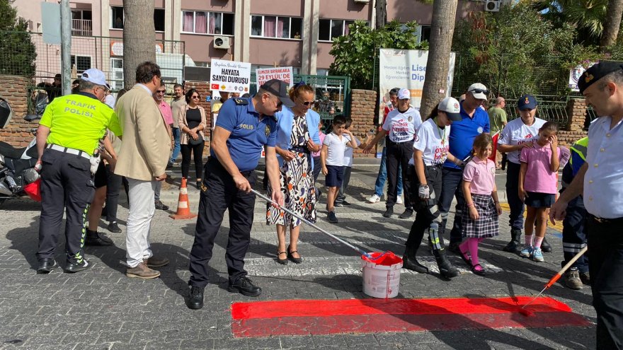 Muğla'da yaya geçitleri 