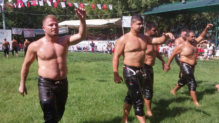Köyceğiz Geleneksel Yağlı Güreşleri'nde, başpehlivan İsmail Balaban oldu