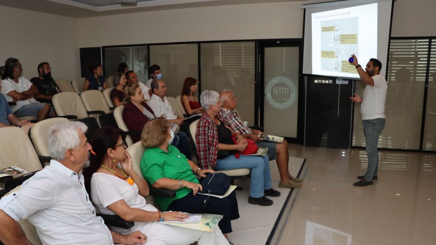 Büyükşehir zeytinyağı için tadım eğitimlerini sürdürüyor