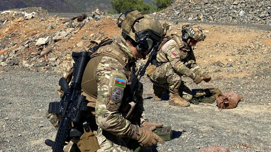 Kardeşler Tatbikatta!