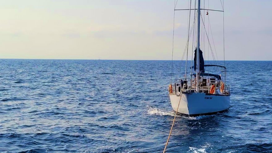 Sürüklenen tekne kurtarıldı