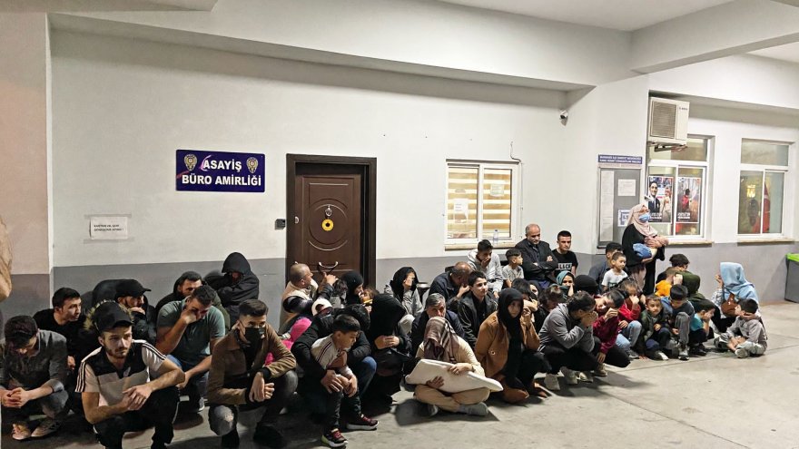 Marmaris'te bir apartta 85 düzensiz göçmen yakalandı