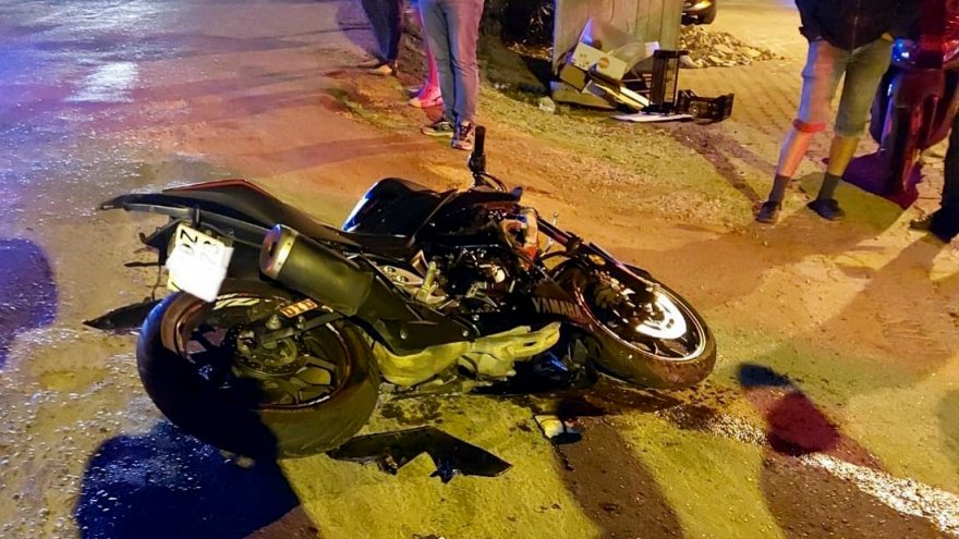 Devrilen motosikletin sürücüsü hayatını kaybetti