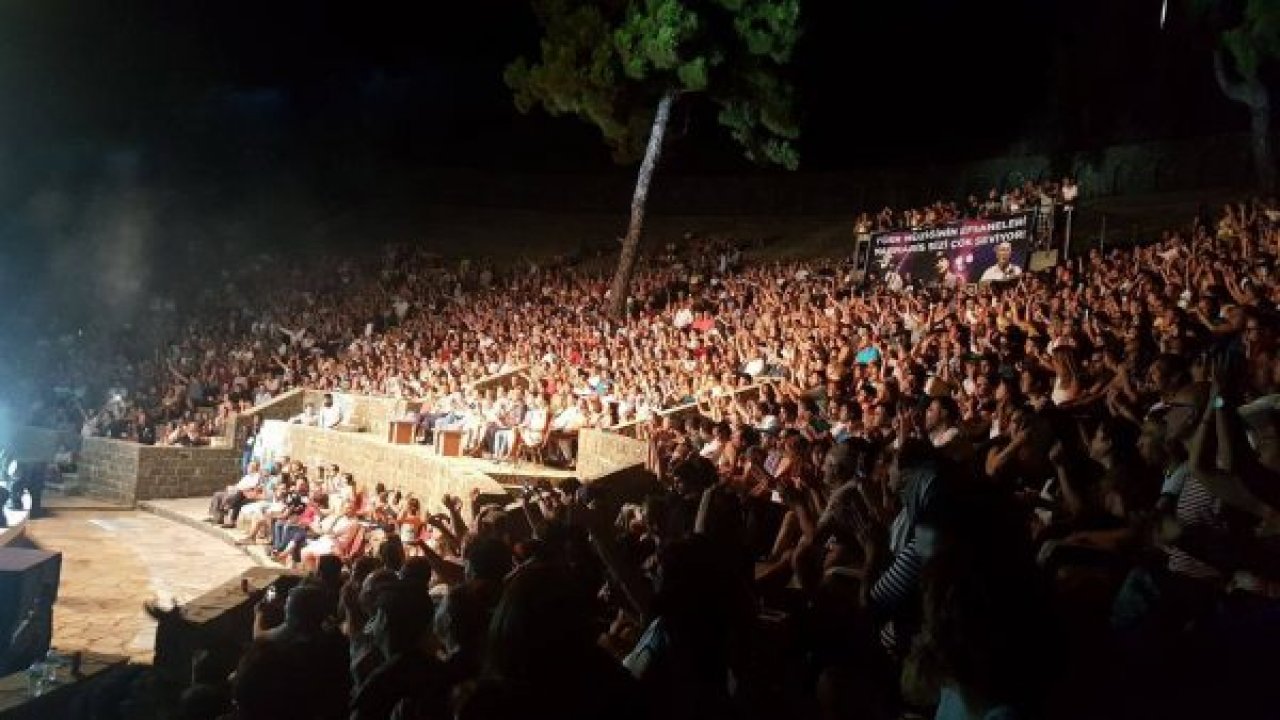 MFÖ, Marmarislileri coşturdu