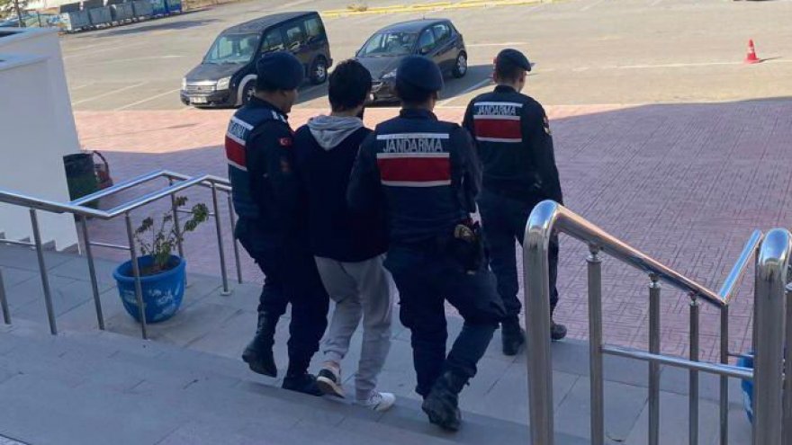 HAPİS CEZASI BULUNAN ŞAHIS KİMLİK KONTROLÜNDE YAKALANDI