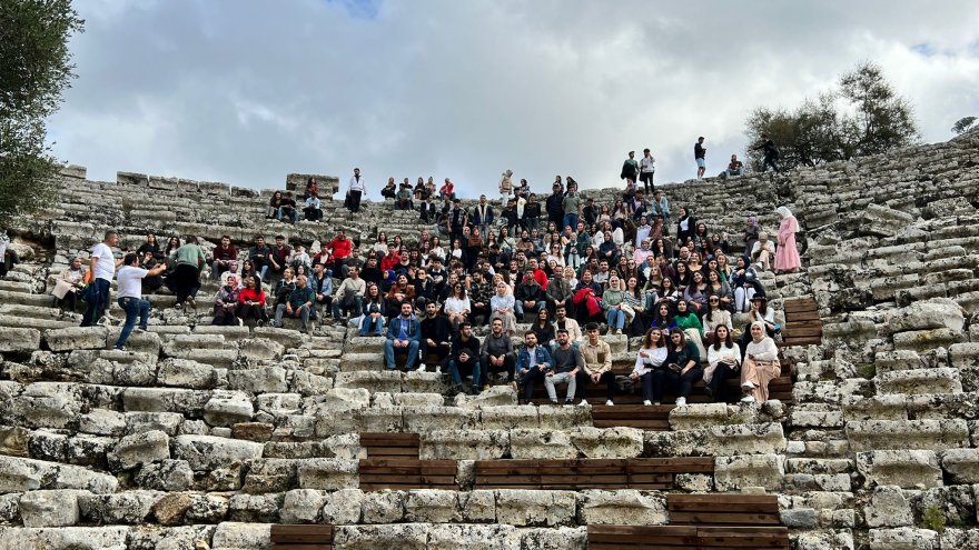 Gençler tarih ve doğanın buluştuğu Dalyan'da bir araya geldi