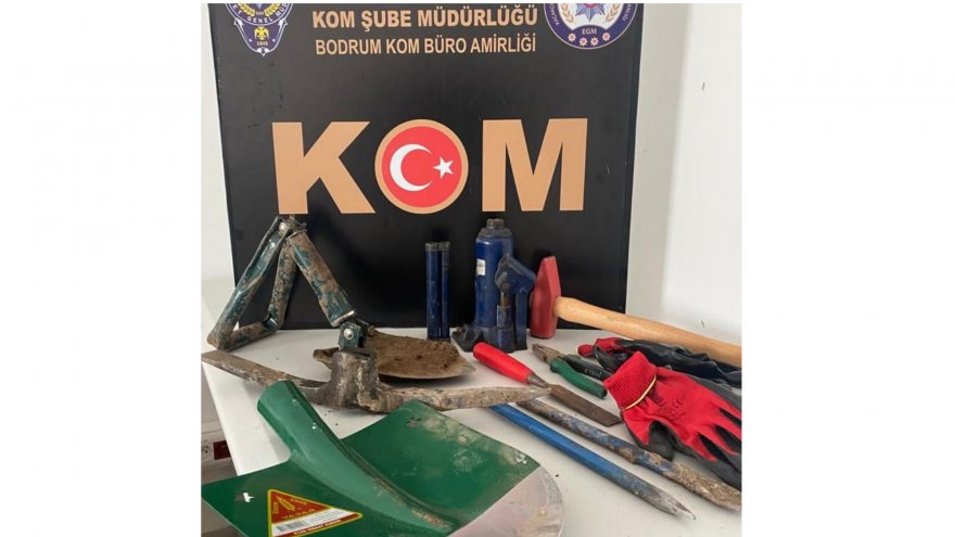 Kaçak kazı yapan 2 kişi suçüstü yakalandı