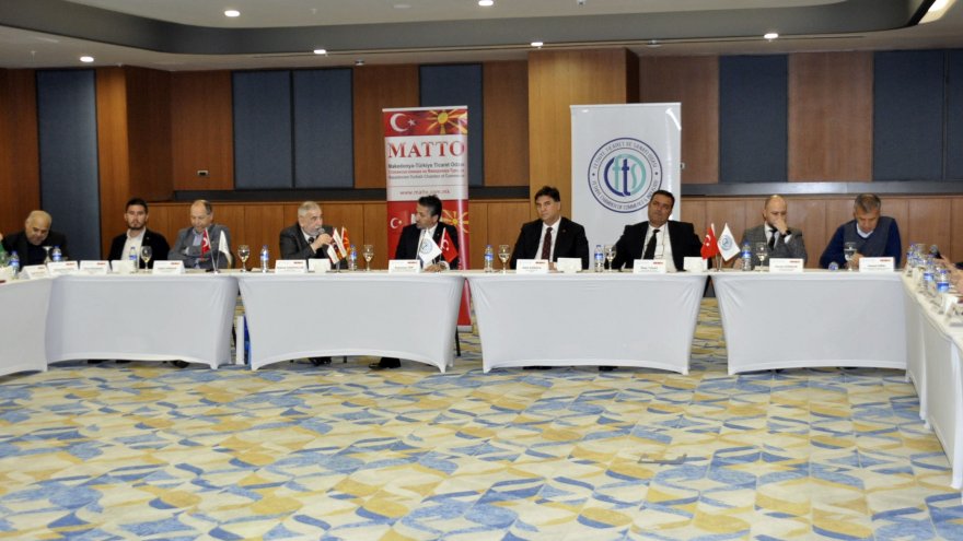 Fethiye'de Üsküp ile Dalaman arasında uçak seferleri başlatılması için toplantı yapıldı