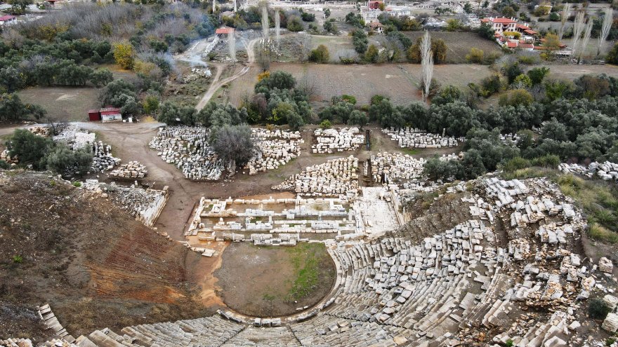Lagina ve Stratonikeia antik kentleri sonbaharda dron ile görüntülendi