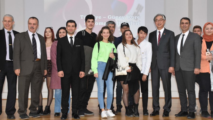 Güney Kore'nin Ankara Büyükelçisi Lee Won-Ik, Muğla'da öğrencilerle buluştu