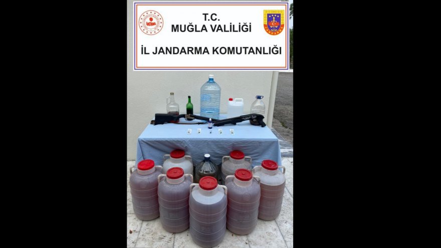 Kaçak içki operasyonunda 2 kişi yakalandı