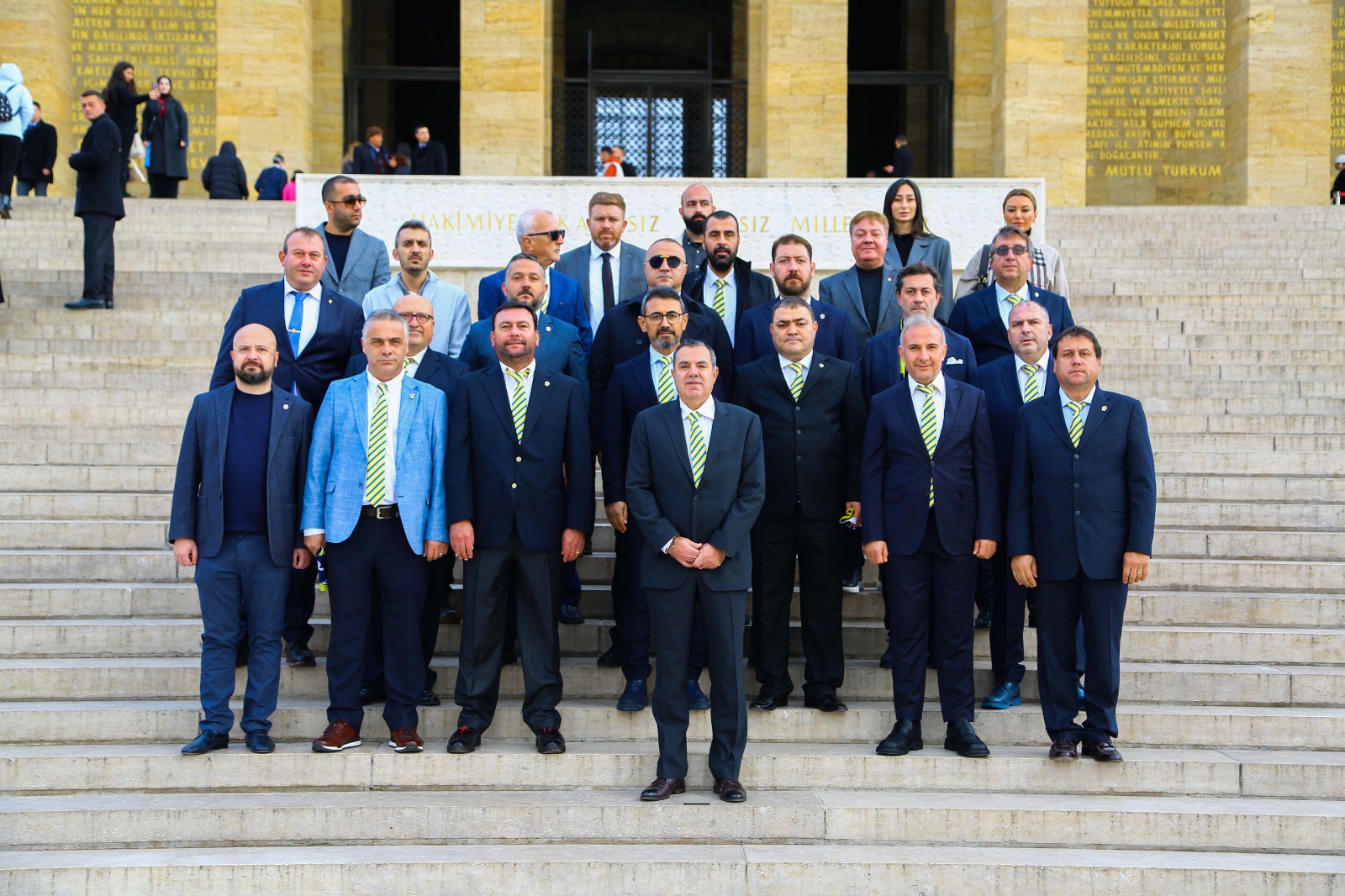 BODRUM FENERBAHÇELİLER ATA’SINI ZİYARET ETTİ