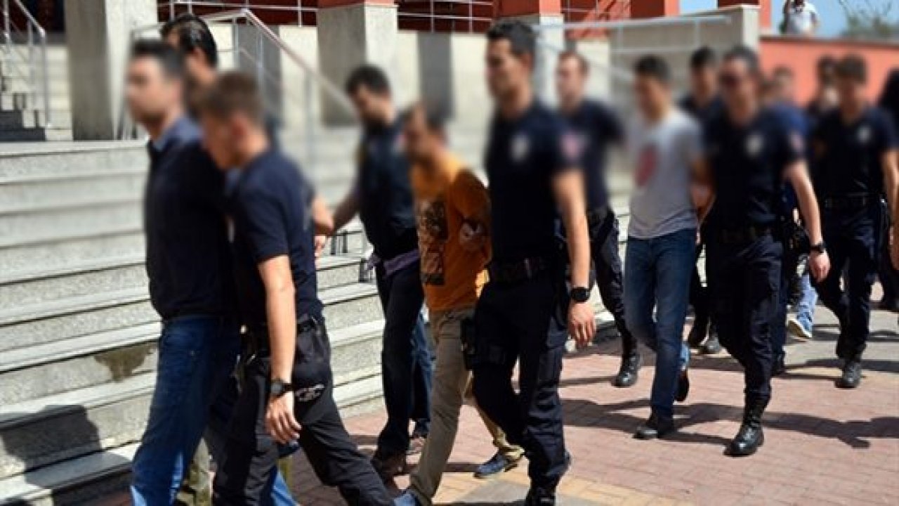 28 FETÖ’cü tutuklandı