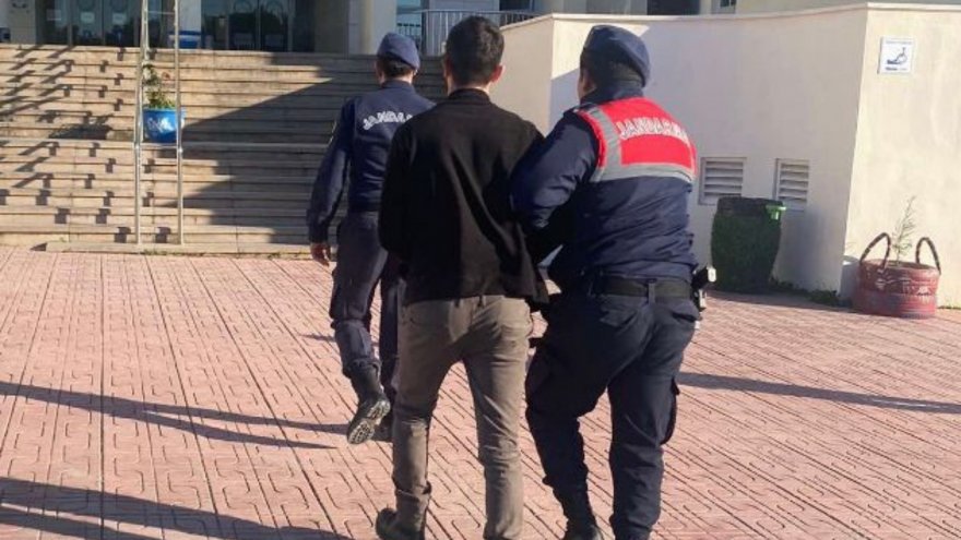 Aranan şahıs kimlik kontrolü esnasında yakalandı