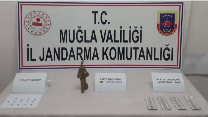 Tarihi eser ve uyuşturucu maddeler ele geçirildi