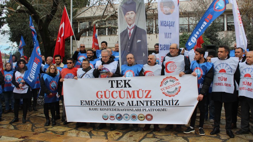 BİRLEŞİK KAMU İŞ SENDİKASI MUĞLA ŞUBESİ ÜYELERİ İŞ BIRAKTI