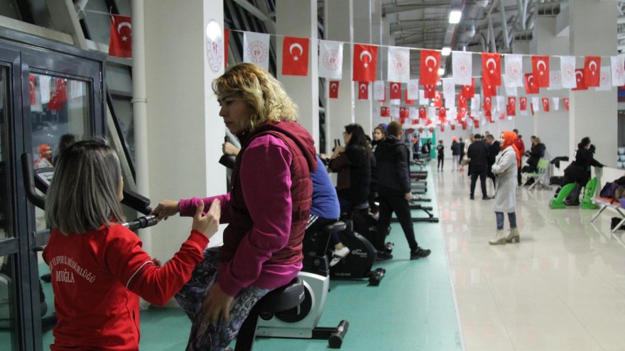 Sağlıklı yaşam için fitness salonu açıldı