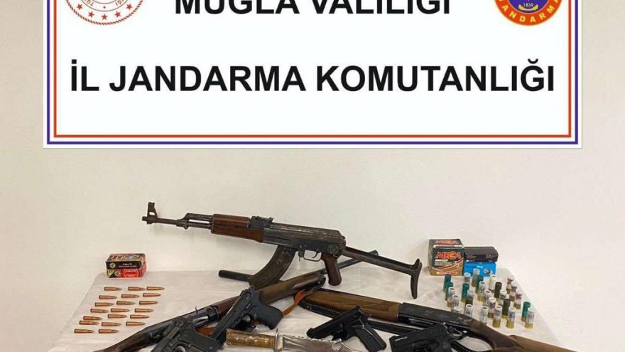 Muğla'da silah kaçakçılığı operasyonunda 3 zanlı yakalandı 