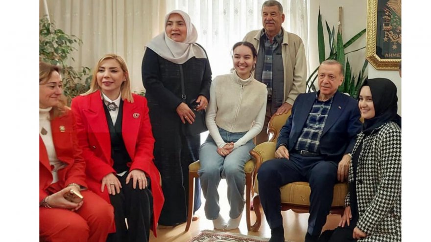 Cumhurbaşkanı Erdoğan, Muğla'da Soğancı ailesinin evine konuk oldu