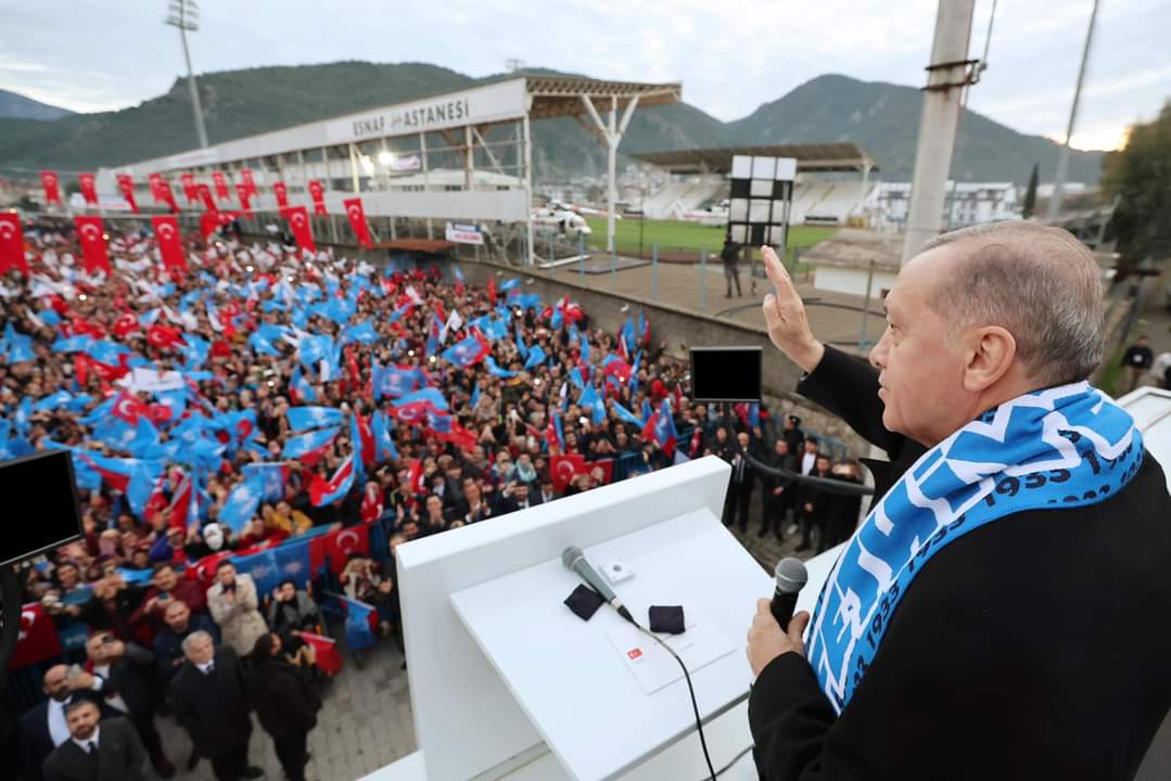 Cumhurbaşkanı Erdoğan Fethiye'de halka hitap etti
