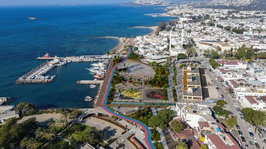 TURGUTREİS, 34 BİN 500 METREKARELİK YAŞAM ALANINA KAVUŞUYOR