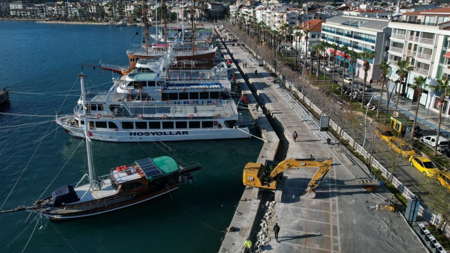 Büyükşehir, Marmaris’te bulunan yat limanını yeniliyor