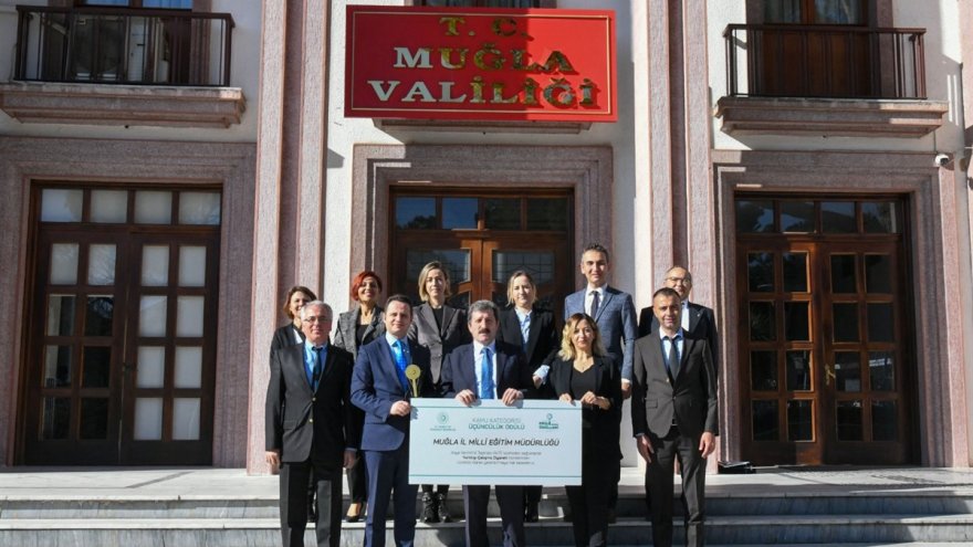 MAVİ YEŞİL OKULLAR PROJESİ TÜRKİYE 3’ÜNCÜLÜĞÜNE LAYIK GÖRÜLDÜ