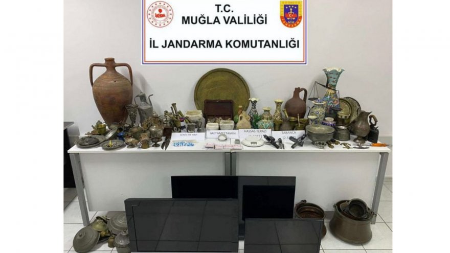Uyuşturucu operasyonunda 250 parça tarihi eser ele geçirildi