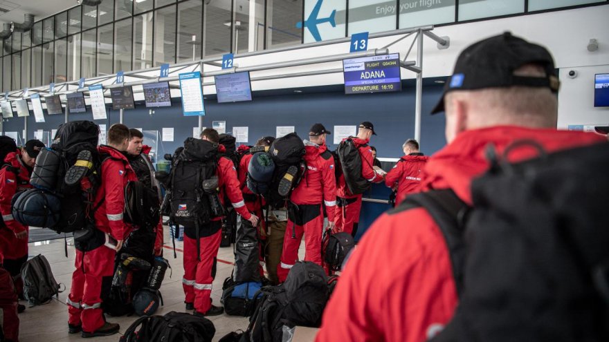 Dünyadan arama kurtarma ekipleri Türkiye'ye geliyor