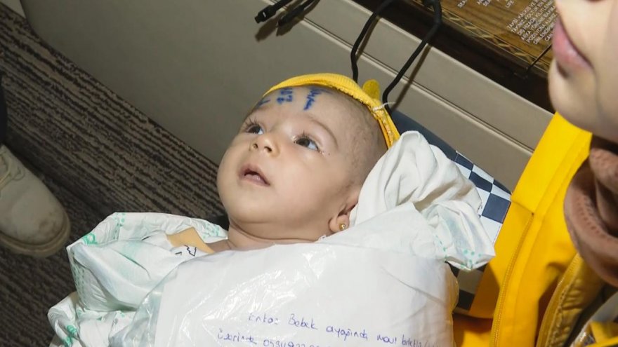 Adı şimdilik 'Enkaz bebek': Refakatçisiz bebekler devlet korumasında