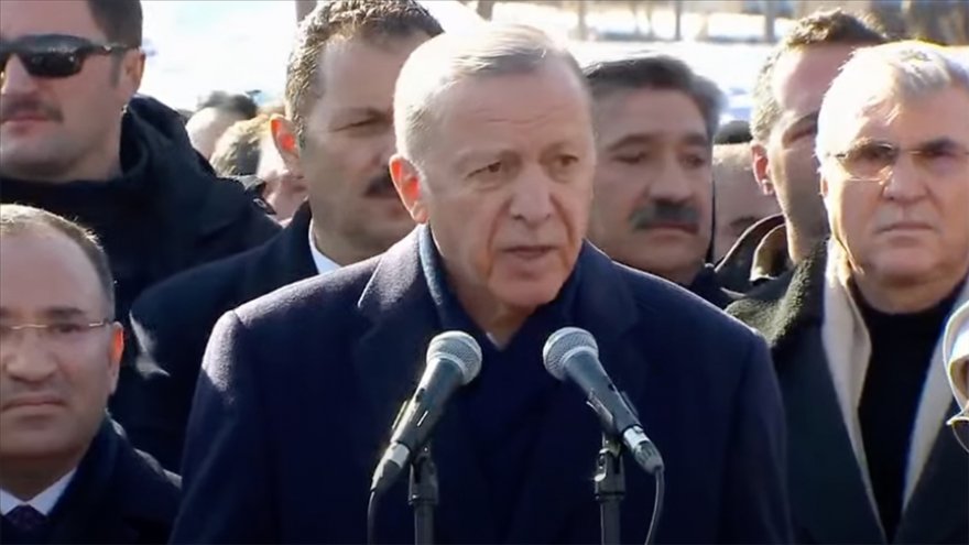 Cumhurbaşkanı Erdoğan: Üniversitelerde tamamen uzaktan eğitime geçilecek
