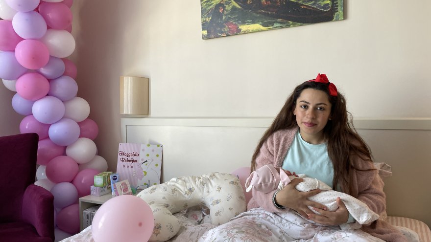 Bodrum'da bir otele yerleştirilen depremzede hamile kadın kız bebeğini dünyaya getirdi