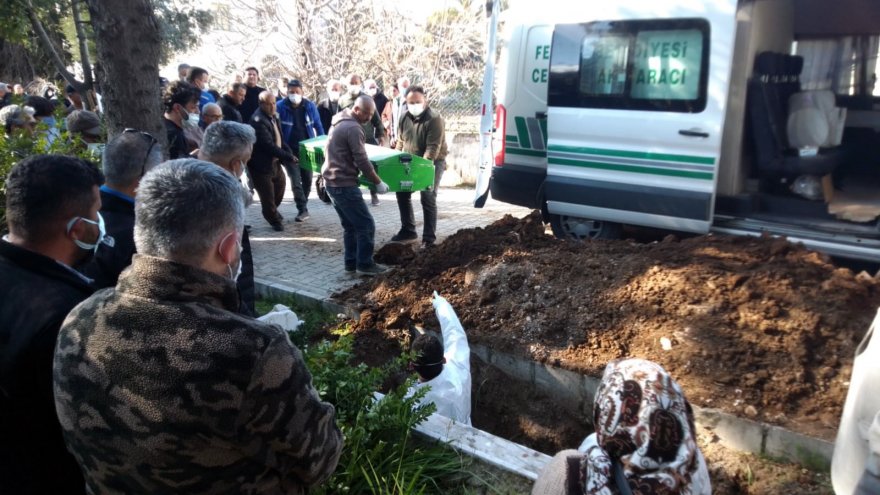 Depremde hayatını kaybeden sağlık memurunun cenazesi, Muğla'da defnedildi