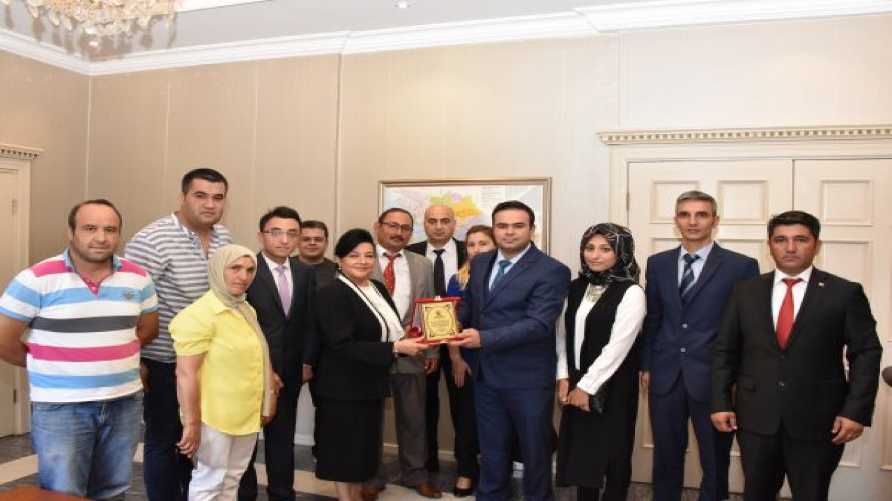 Vali Civelek'e, ziyaretler sürüyor