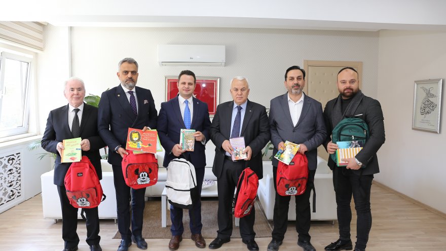 MUTSO’dan depremzede öğrencilere kırtasiye desteği