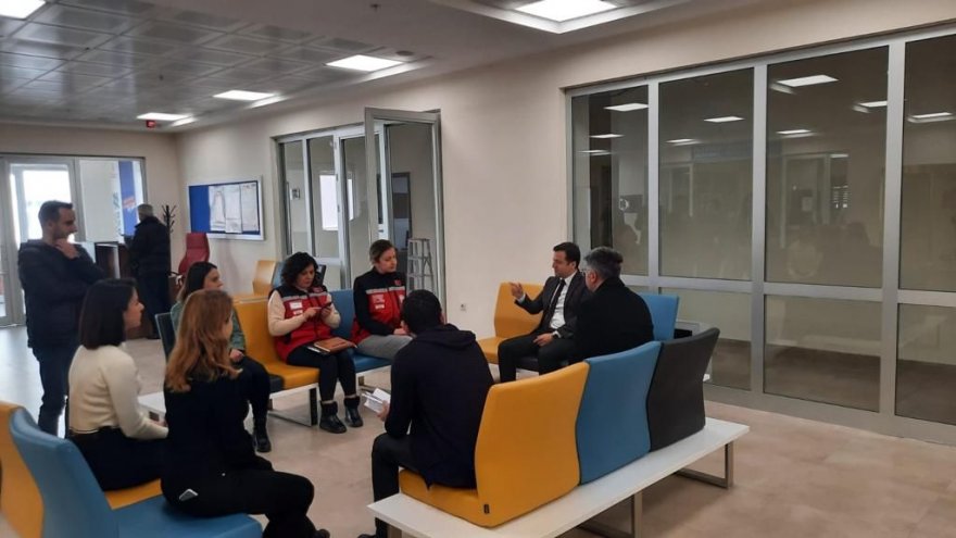 DEPREMZEDE VATANDAŞLARA PSİKO-SOSYAL DESTEK SAĞLANIYOR