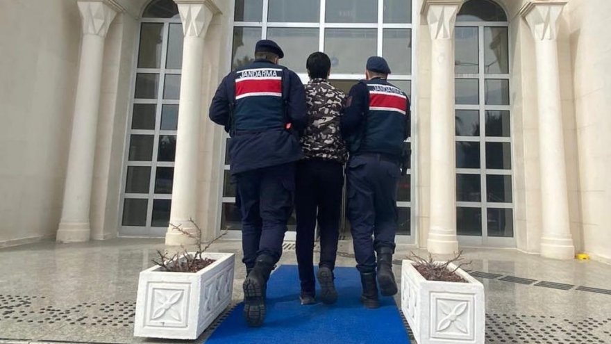 Hırsızlık suçundan aranan şahıs kimlik kontrolünde yakalandı