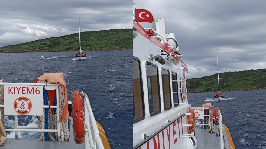 Bodrum'da denizde sürüklenen tekne kıyıya yanaştırıldı