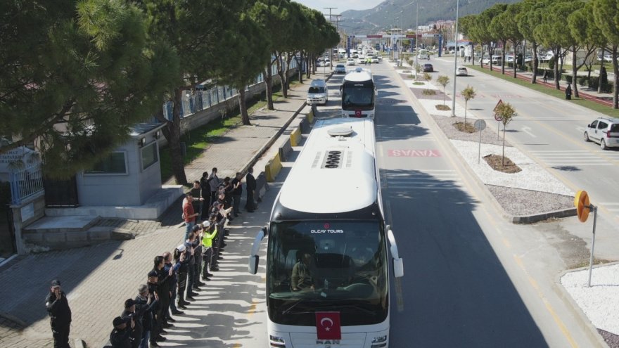 Muğla'dan deprem bölgesine gönderilen 140 bekçi törenle uğurlandı