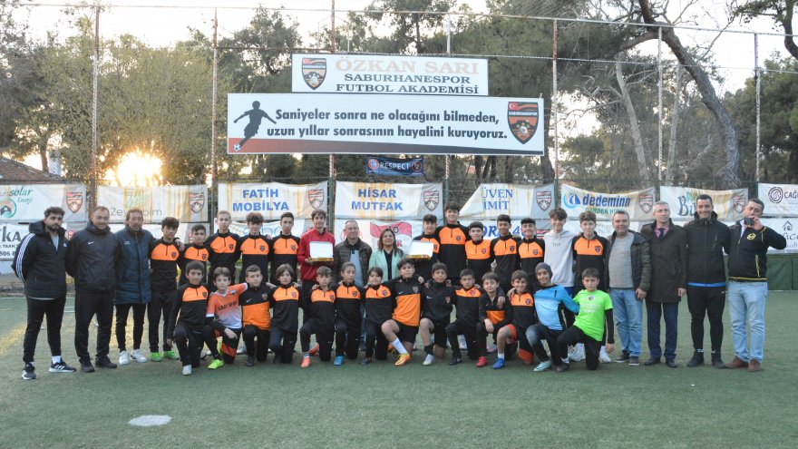 ELVAN GÖÇER’DEN SABURHANESPOR’A ZİYARET