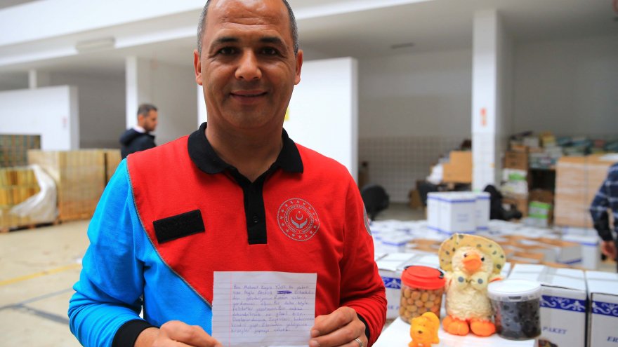 MUĞLA'DA DEPREM BÖLGESİNE YARDIMLAR SÜRÜYOR 