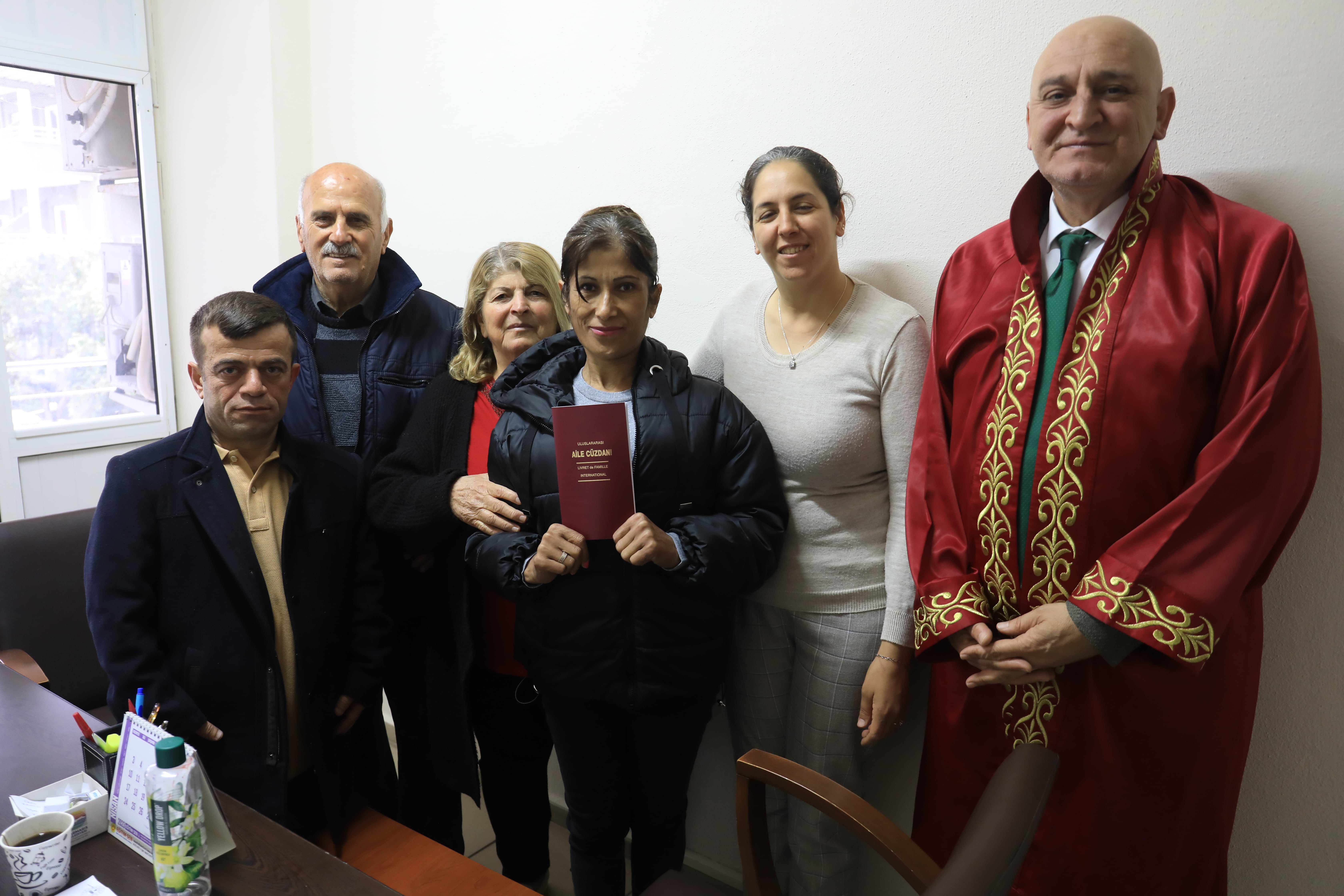 MARMARİS’TE DEPREMZEDE ÇFİT EVLENDİ