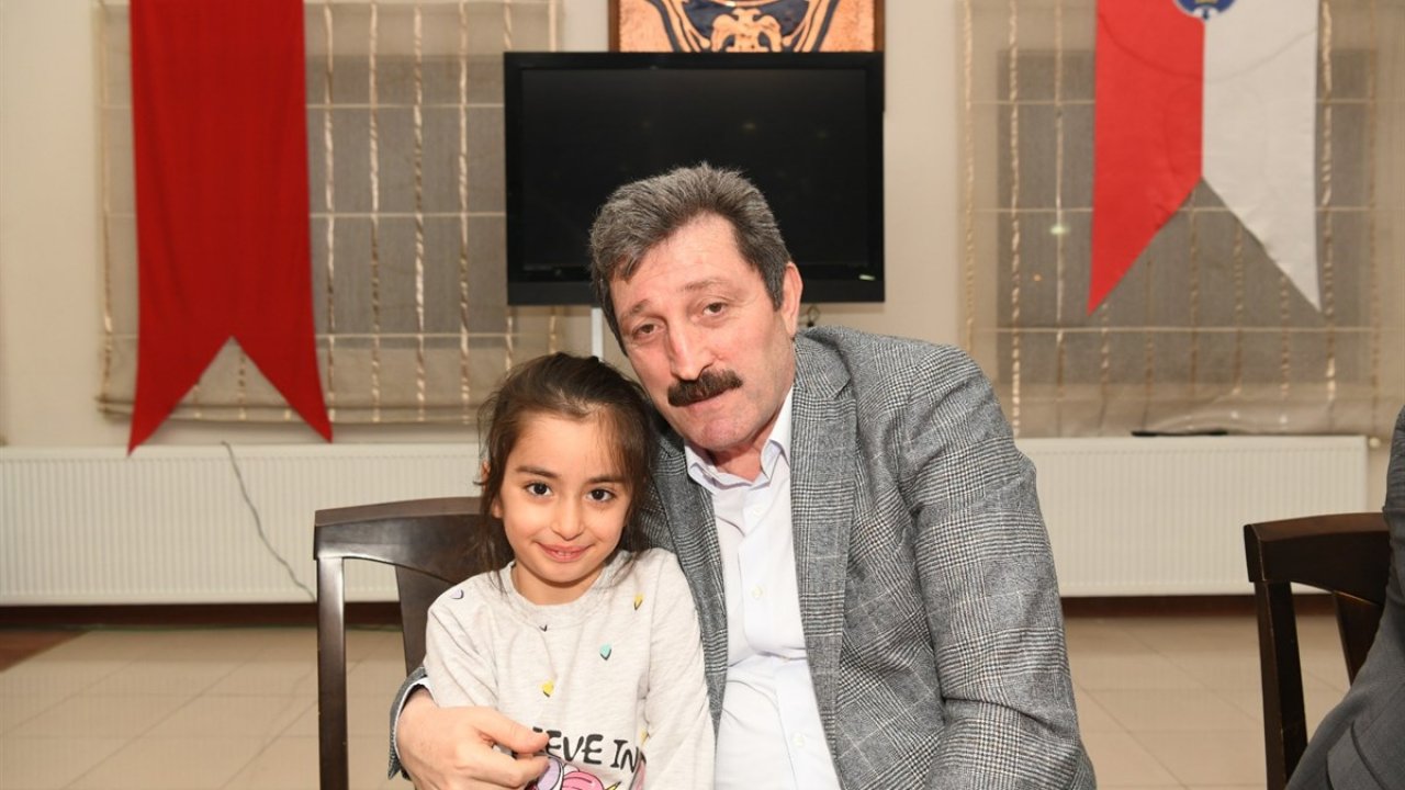 Vali Tavlı şehit aileleri ve gaziler iftarda bir araya geldi