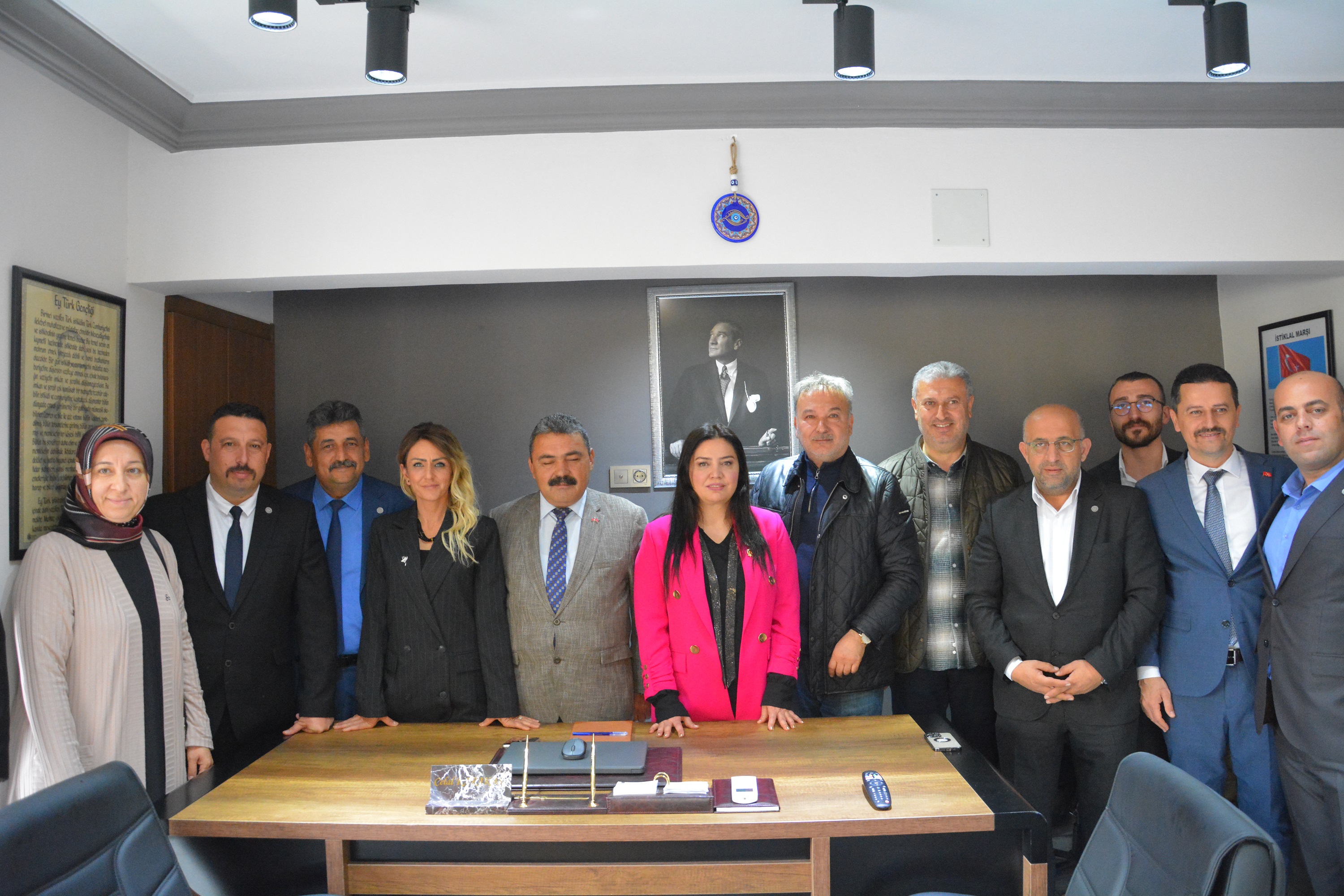 MHP’Lİ 7 MİLLETVEKİLİ ADAYI BAŞKAN KARAKAŞ’I ZİYARET ETTİ