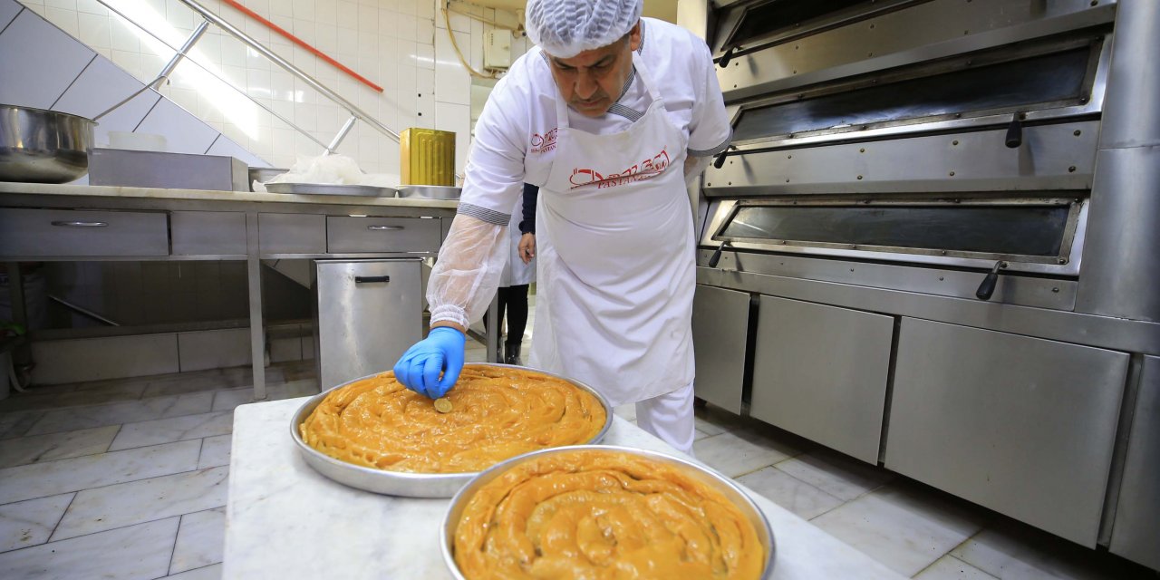 YÖRÜKLERİN 300 YILLIK TATLISI BAYRAM SOFRALARINA HAZIRLANIYOR