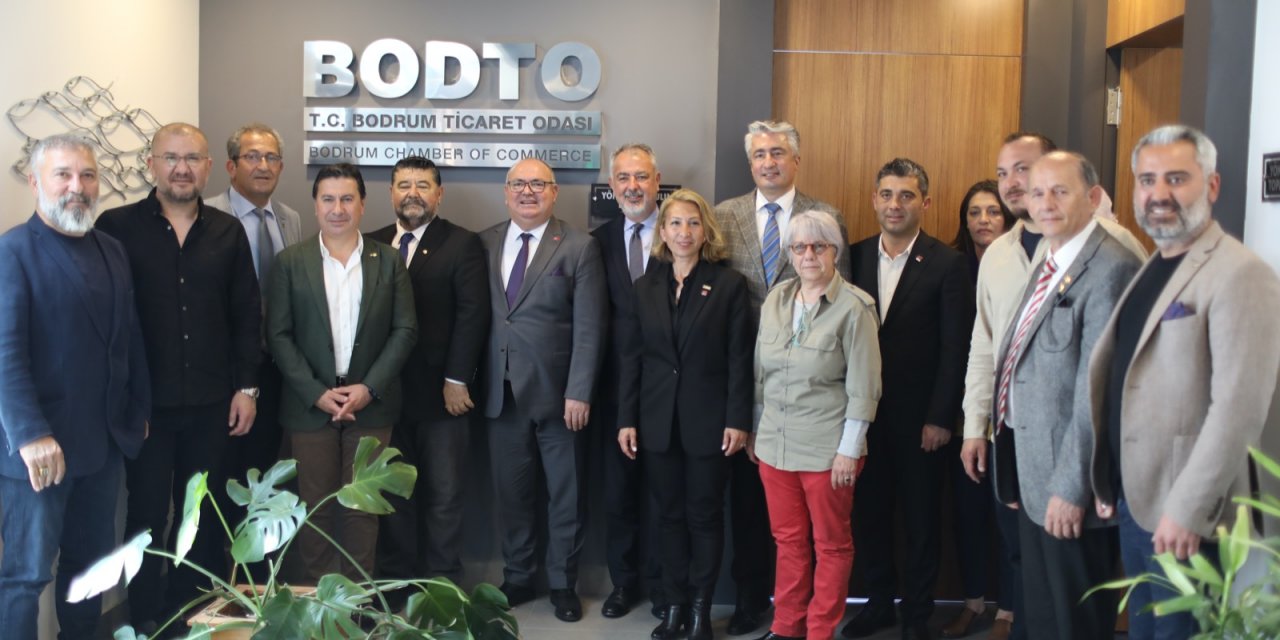 CHP’li Uzun, Bodrum’da iş insanlarıyla buluştu