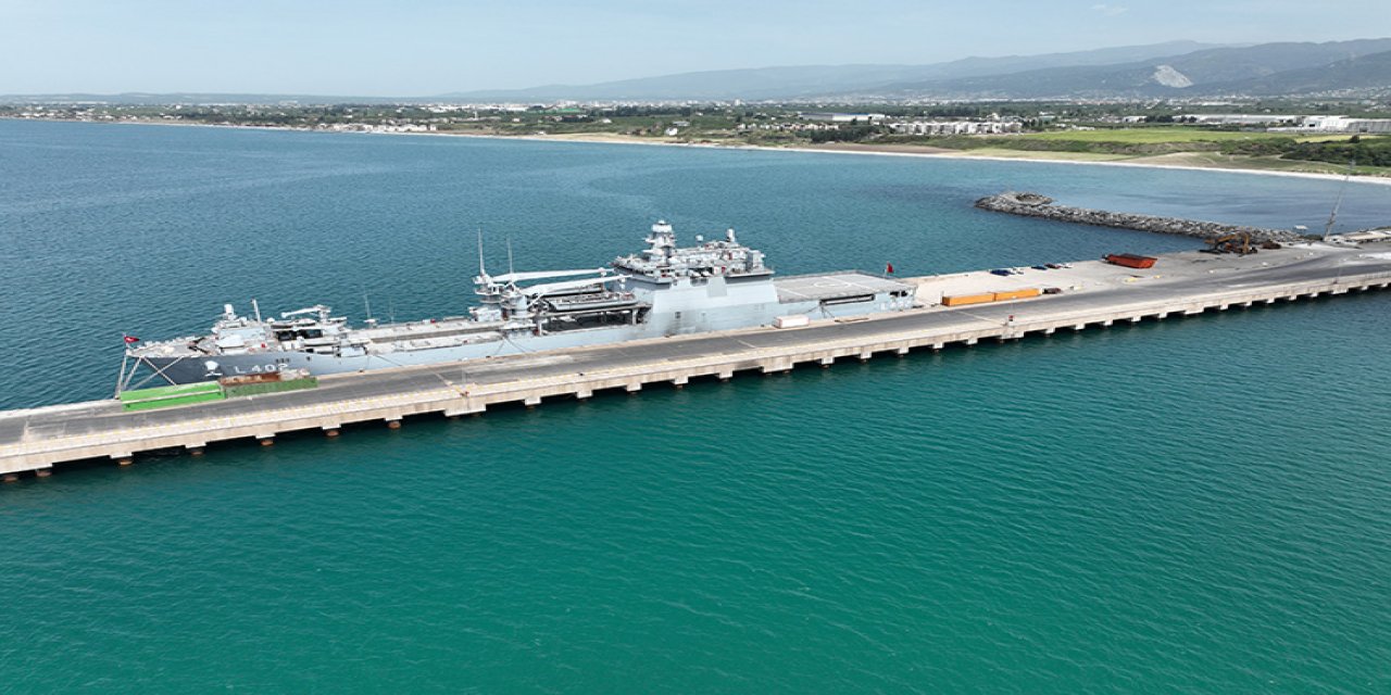 Yüzer hastane TCG Bayraktar'da 15 bin depremzedeye hizmet verildi